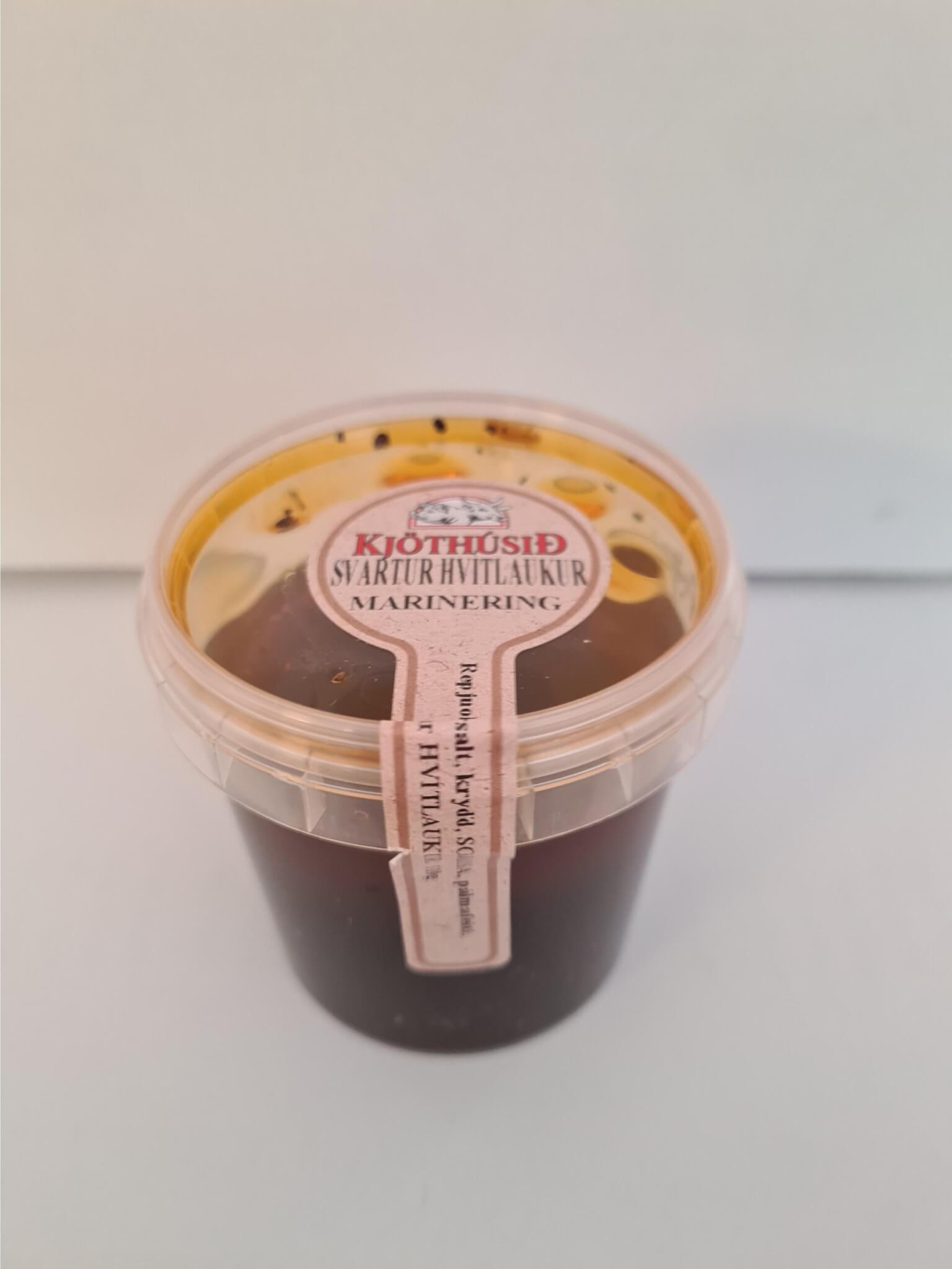 Svartur hvítlaukur ( Black garlic)